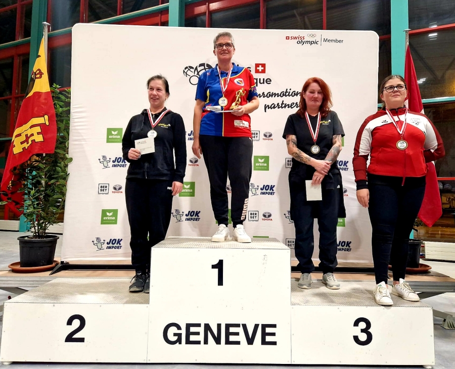 podium-dames-b.jpg