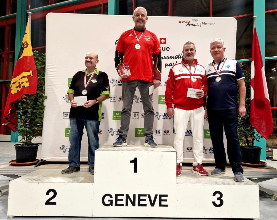 podium-veterans-a.jpg