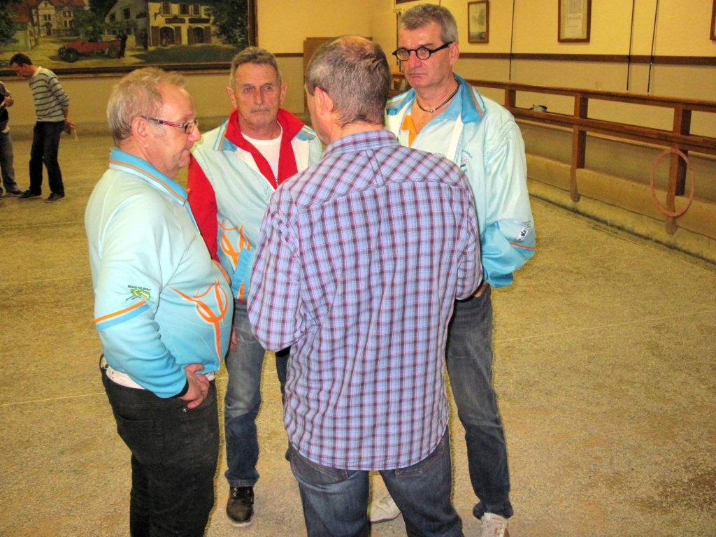 plo_dirigeants_150103_80.jpg